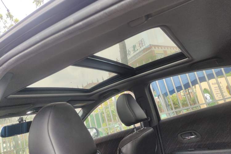 Used Honda XR-V 2017 1.8L EXi CVT Comfort Version Headliner