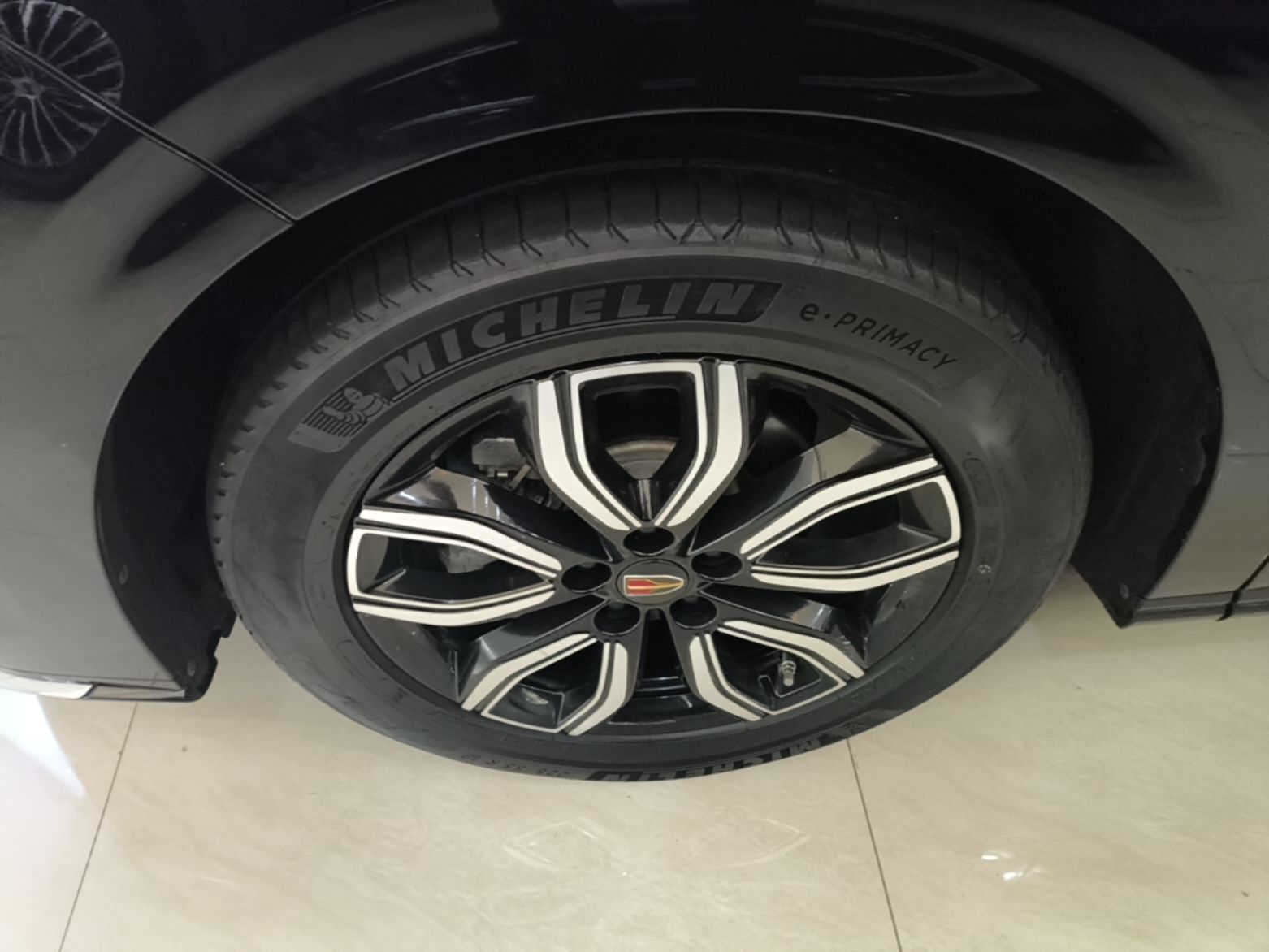 Hongqi HQ9 2023 2.0T Smart Connect Flagship Edition - Chinese Trim Xiang — снимка 10