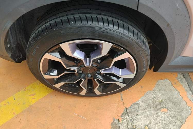 Used Lynk & Co 06 2021 1.5T Shero Pink Special Edition