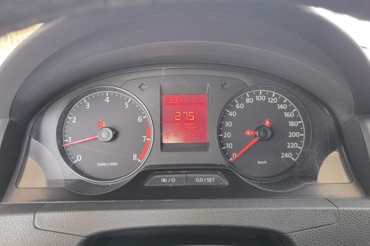 Used Volkswagen Santana 2015 1.6L Manual Fashion Edition Instrument Cluster