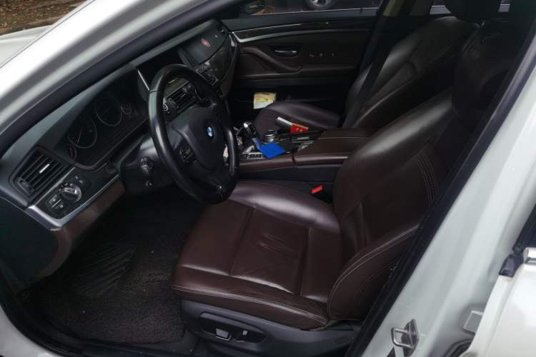 Used BMW 5 Series 2014 525Li Luxury Design Package
