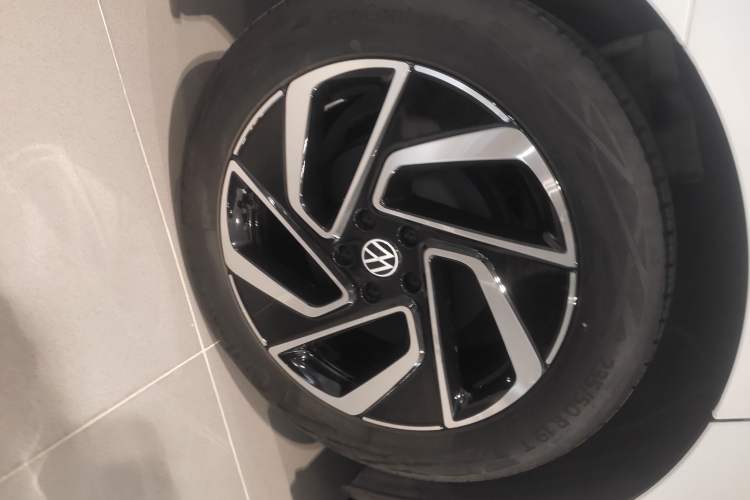 Used Volkswagen ID.7 VIZZION 2024 PRO Model Exterior 5
