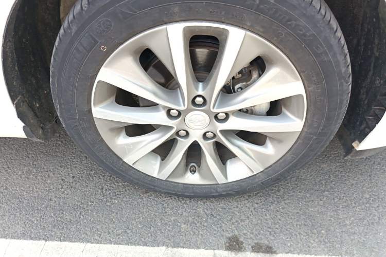 Used Buick GL6 2019 18T 6-Seater Connected Luxury Version China VI Standard Right Front Wheel Hub