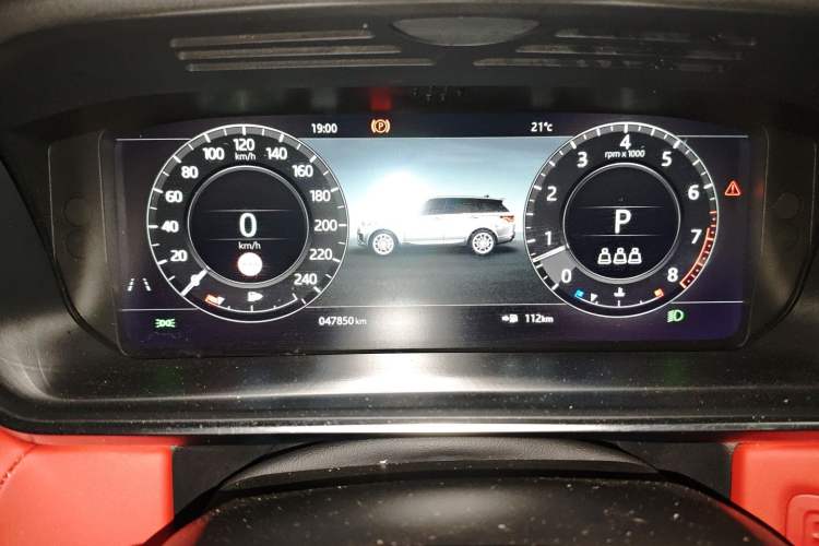 Used Land Rover Range Sport 2022 3.0 L6 YAO Black Edition Instrument Cluster