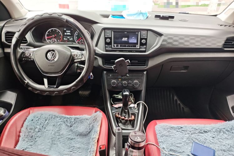 Used Volkswagen T-Cross 2019 1.5L Automatic Fashion Edition Audio And AC Panel