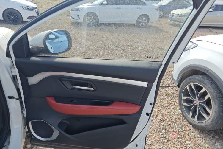 Used Haval H2s 2017 Blue Label 1.5T Dual-Clutch Comfort Model