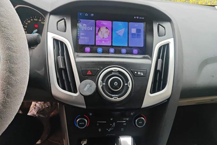 Used Ford Focus 2015 Sedan 1.6L Automatic Trend Model
