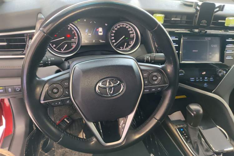 Used Toyota Camry 2018 2.0G Luxury Edition