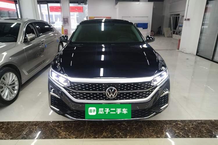 Used Volkswagen Passat 2023 330TSI Starry Elite Edition
