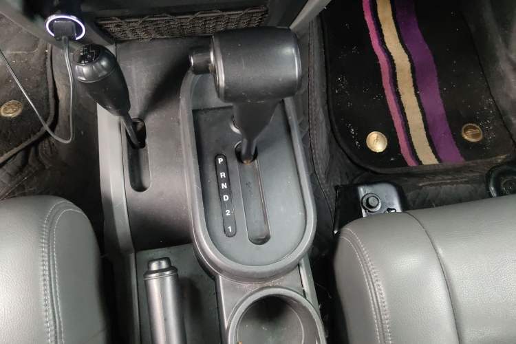 Used Jeep Wrangler 2009 3.8L Rubicon four-door model
