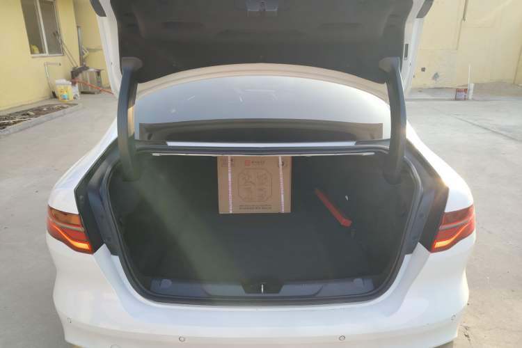 Used Jaguar XEL 2020 2.0T 200 PS S Advanced Elegance Edition