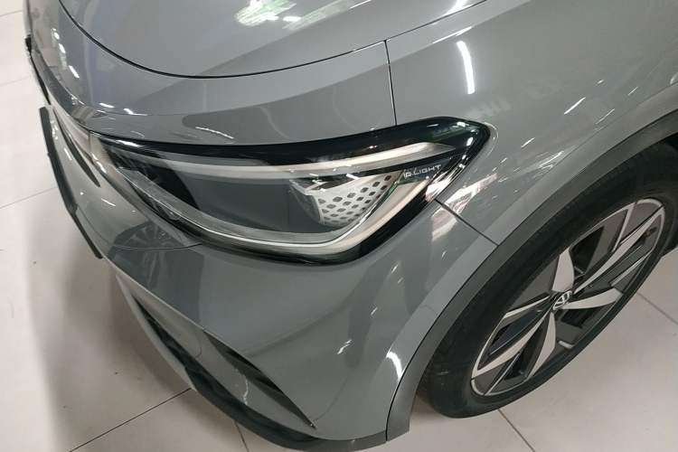 Used Volkswagen ID.4 CROZZ 2021 Long-Range PRO Two-Wheel Drive Version Left Front Headlight