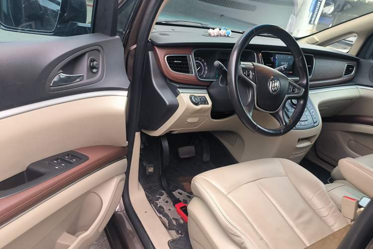 Used Buick GL8 2017 25S Luxury Version China V Standard