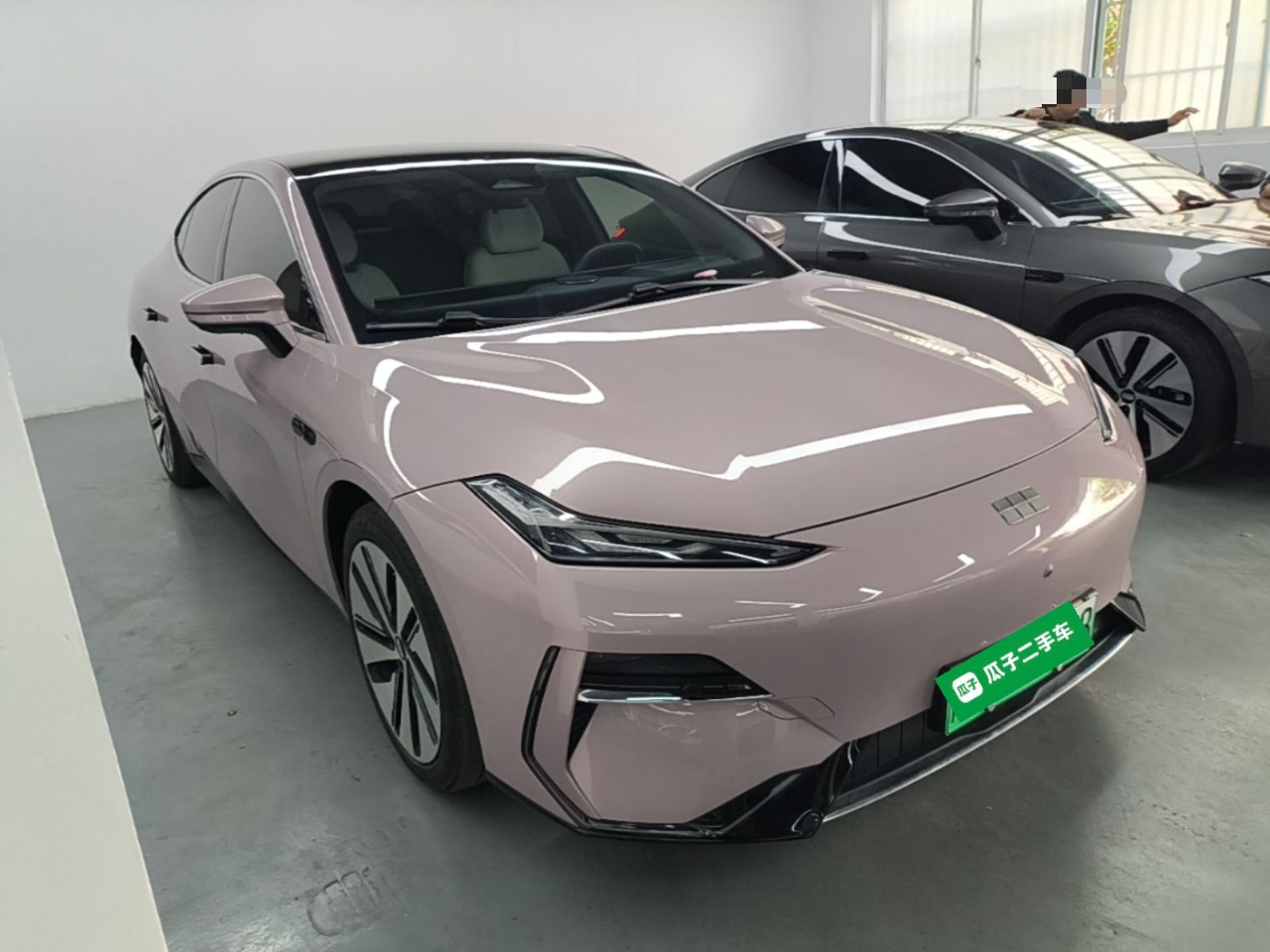 Geely Galaxy E8 2024 665 km Range Rear-Drive Starship Long-Range Version — снимка 3