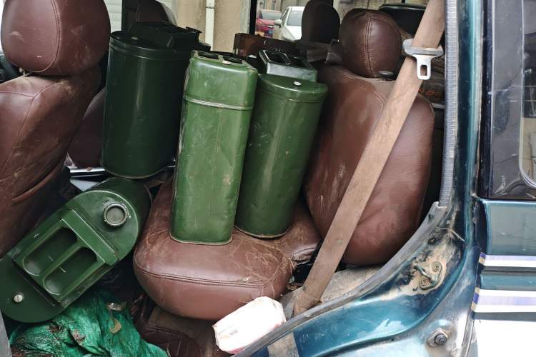 Used Leopaard 6481 2009 2.2L Manual 4x4