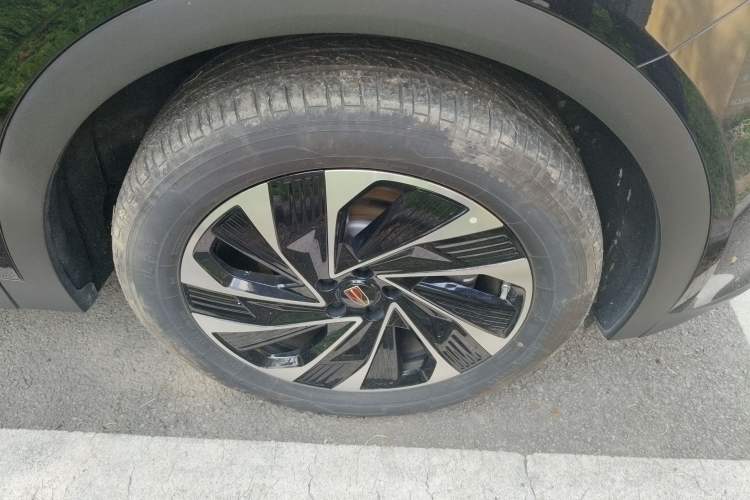 Used Hongqi HS7 PHEV 2024 2.0T PHEV Four-Wheel Drive Flagship Edition 6 Seats Exterior 4