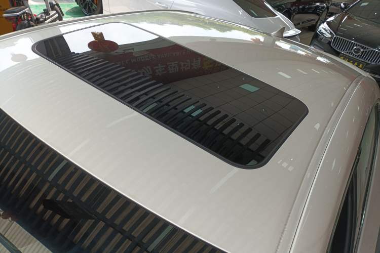 Used Lexus ES 2022 300h Excellence Edition
