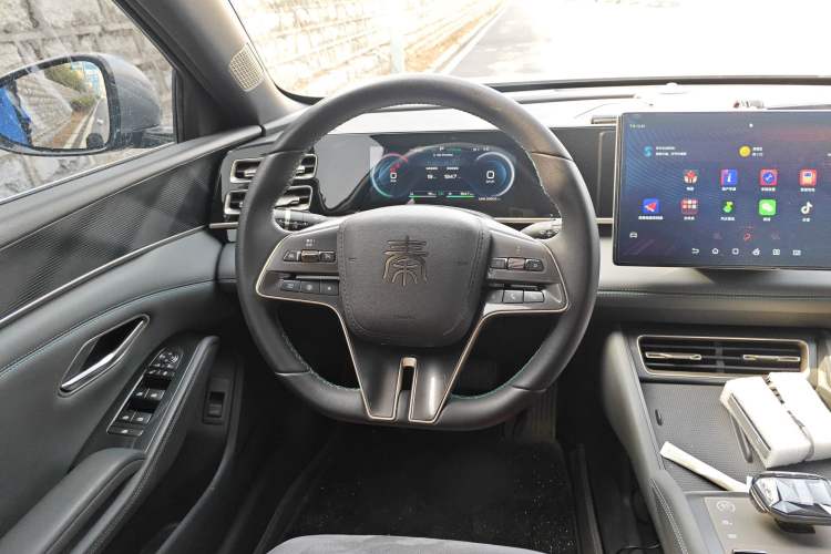 Used BYD Qin L 2024 DM-i 80KM Beyond Model