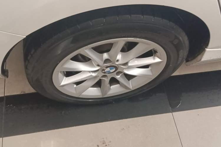 Used BMW 1 Series 2013 Revised 116i Urban Edition Right Rear Wheel Hub