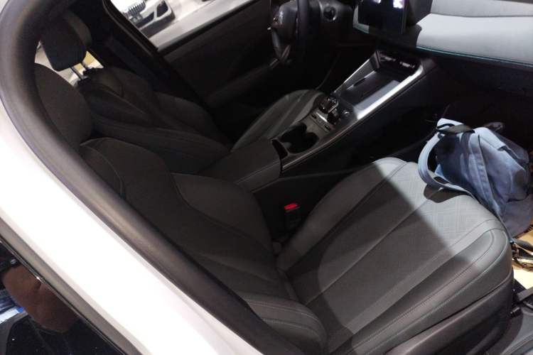 Used BYD Qin PLUS 2025 DM-i Smart Drive 55KM Leading Model