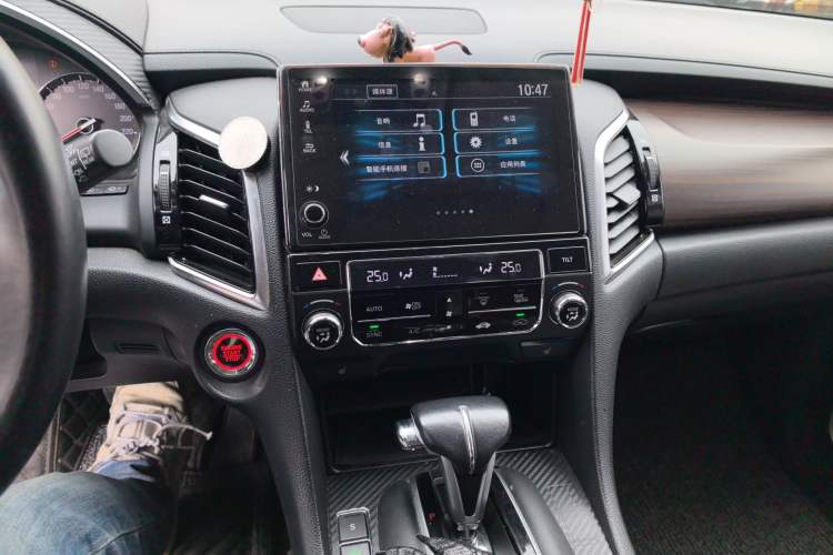 Used Honda Avancier 2017 240TURBO Two-Wheel Drive Premium Edition Audio And AC Panel