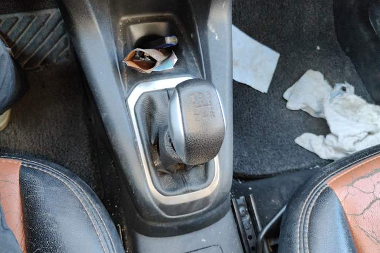 Used Peugeot 301 2014 1.6L Manual Comfort Edition
