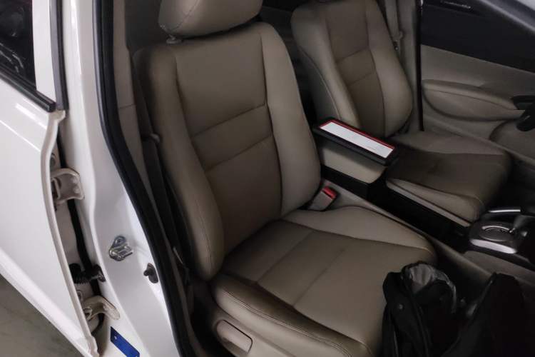 Used CIIMO CIIMO 2012 1.8L Automatic
