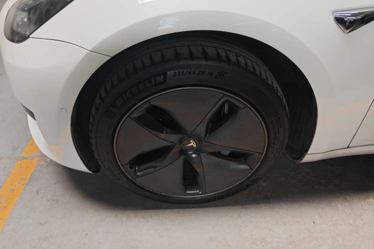 Used Tesla Model 3 2019 Standard Range Rear-Drive Upgraded Version Left Front Wheel Hub