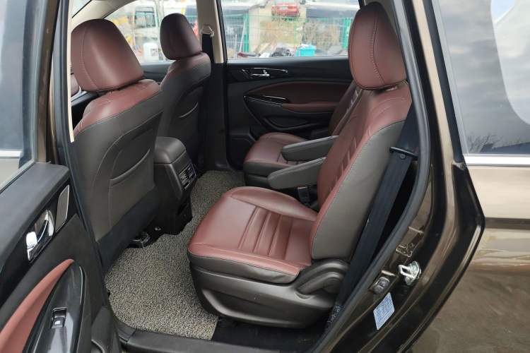 Used Changan Lingxuan 2017 1.6L Manual Happiness Edition