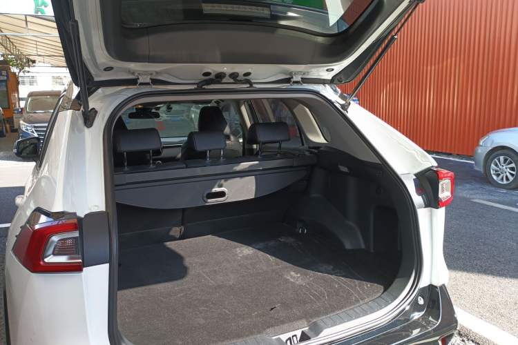 Used Toyota Wildlander New Energy 2021 High-Performance Edition 2.5L Four-Wheel Drive Powerful Version Trunk