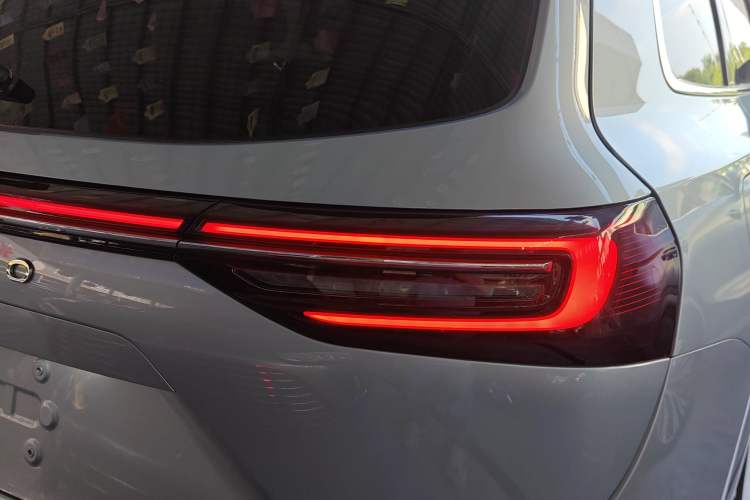 Used Hima AITO M7 2024 1.5T Intelligent Driving Rear-Drive Max Edition 5 Seats
