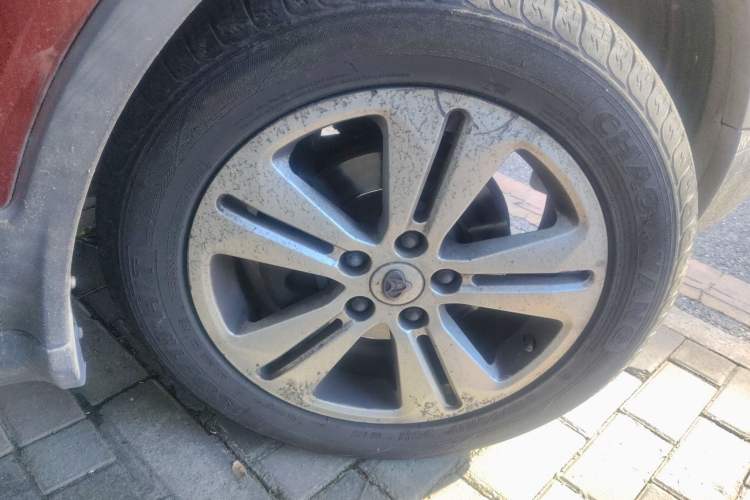 Used Oshan CX70 2016 1.6L Manual Comfort Model
