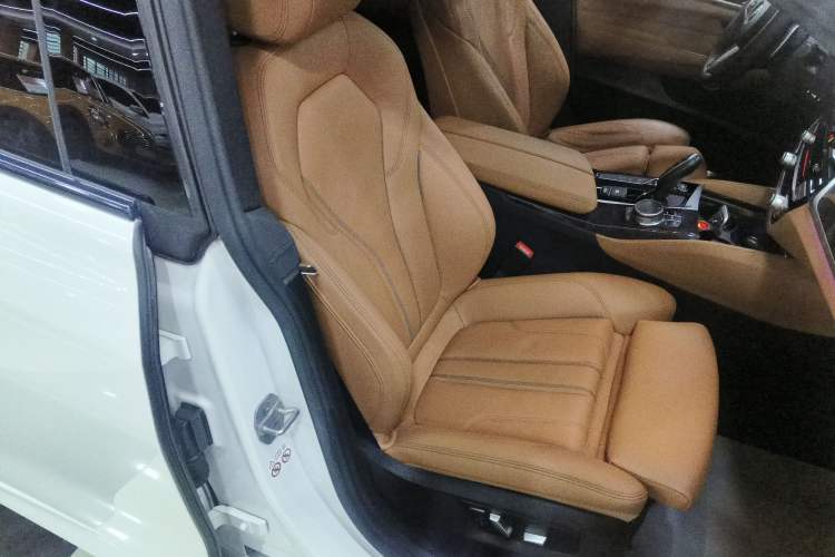 Used BMW 6 Series GT 2019 630i M Sport Package
