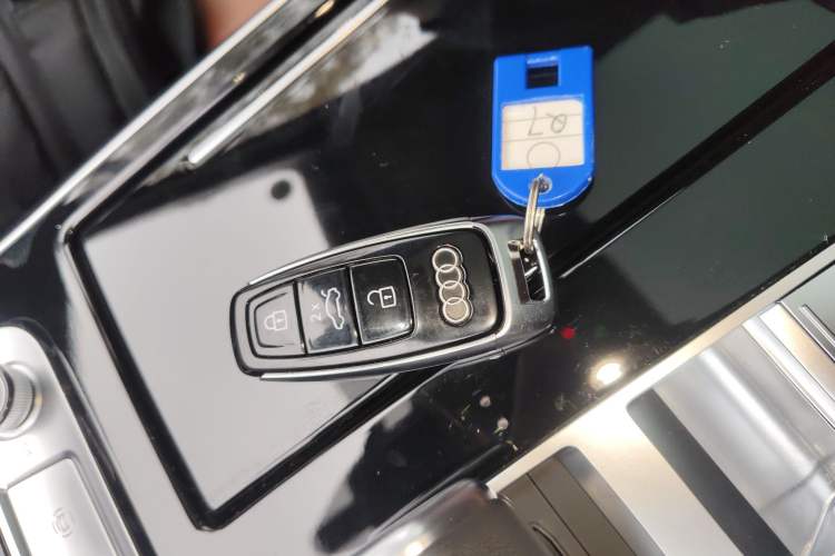 Used Audi Q7 2023 55 TFSI quattro S line Sport Edition
