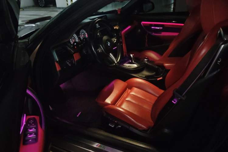 Used BMW M4 2017 M4 Convertible Sports Coupe
