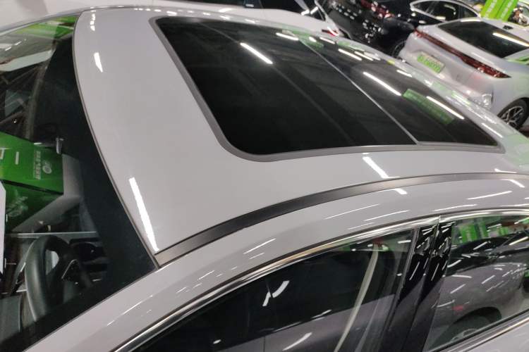 Used Chery Fengyun A8L 2025 1.5 TGDI 145 km Luxury Version Roof