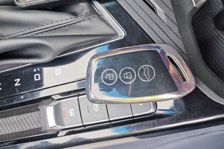 Used Baojun RM-5 2019 1.5T CVT 24-Hour Online Luxury Version 7 Seats Vehicle Key