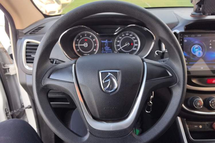 Used Baojun 560 2016 1.8L Manual Value Edition