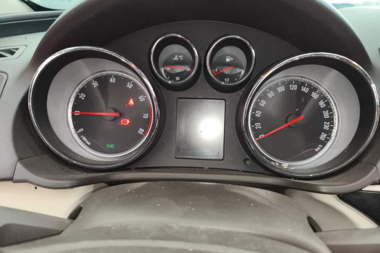 Used Buick Regal 2015 2.0L Leading Fashion Edition
