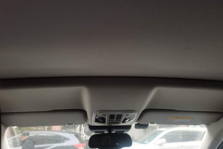 Used Wey VV5 2017 2.0T Ultra-Luxury Version Headliner