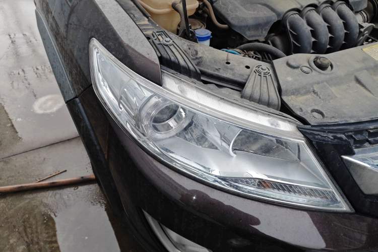 Used Dongfeng Aeolus AX3 2016 1.5L Manual ZhiKu Model
