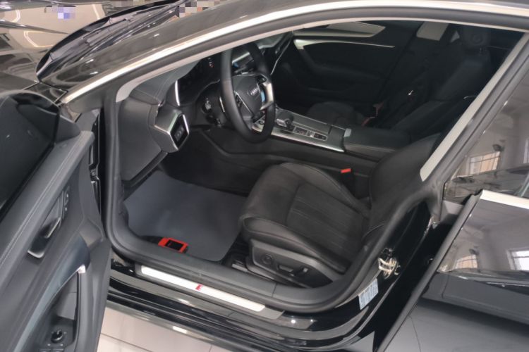 Used Audi A7L 2024 45TFSI S-line Dream-Building Edition Flow Crystal Package