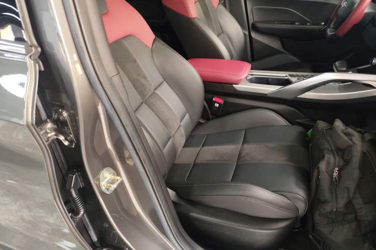 Used Geely Auto Coolray 2021 1.5TD DCT Starry Edition Right Front Seat