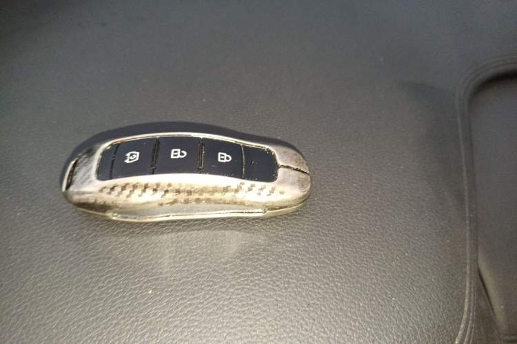 Used Dongfeng Fengon 580Pro 2020 220T Manual Yuling Edition Vehicle Key