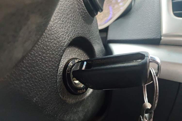 Used JAC Group Refine S3 2016 1.5L Manual Luxury Smart Version
