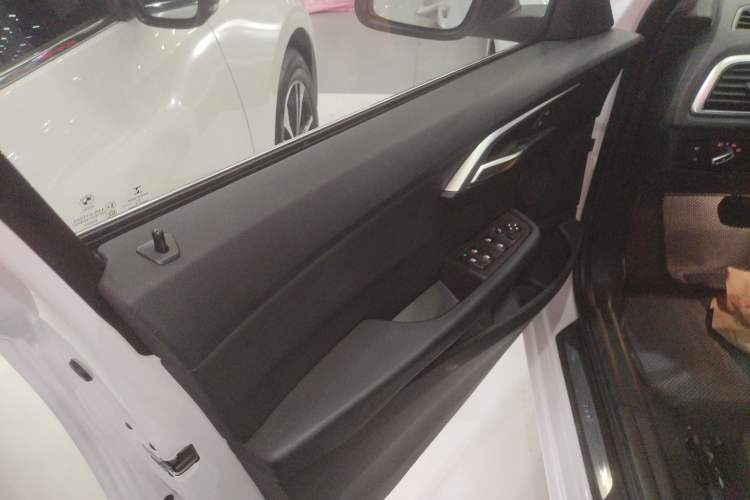 Used BMW 1 Series 2017 118i Design Package Model
