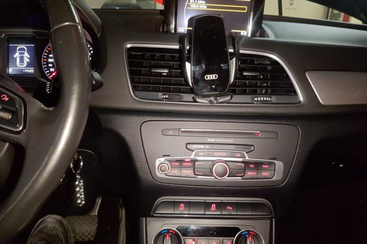 Used Audi Q3 2016 30 TFSI Fashion Model