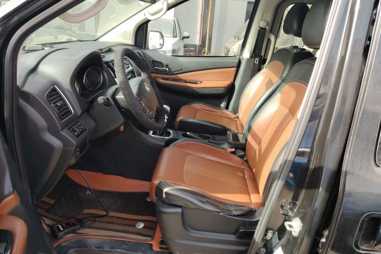 Used FORTHING F600 2016 F600L 2.0L Luxury Model