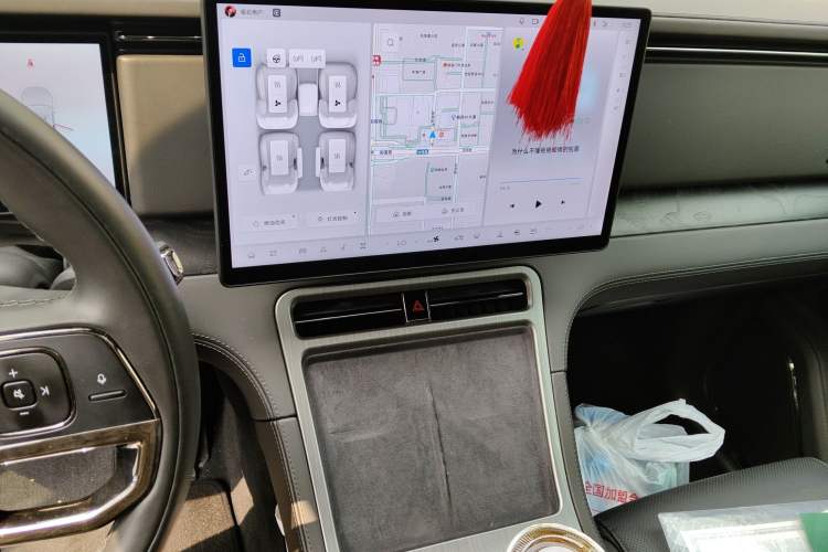 Used Polestones 01 2023 All-Purpose 7-Seater Version
