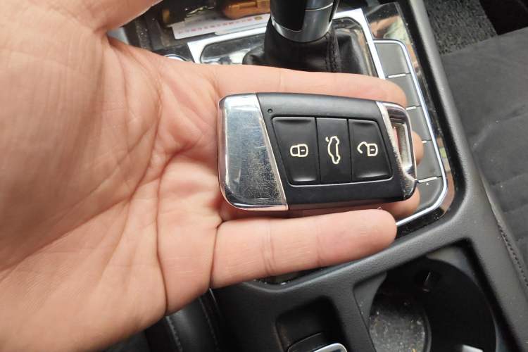 Used Volkswagen Variant 2018 380TSI Two-Wheel Drive Comfort Edition Vehicle Key